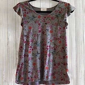 Anthropologie t la Ruffle sleeve floral blouse